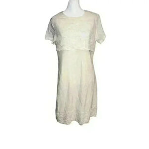 Elegant Cream Lace Dress